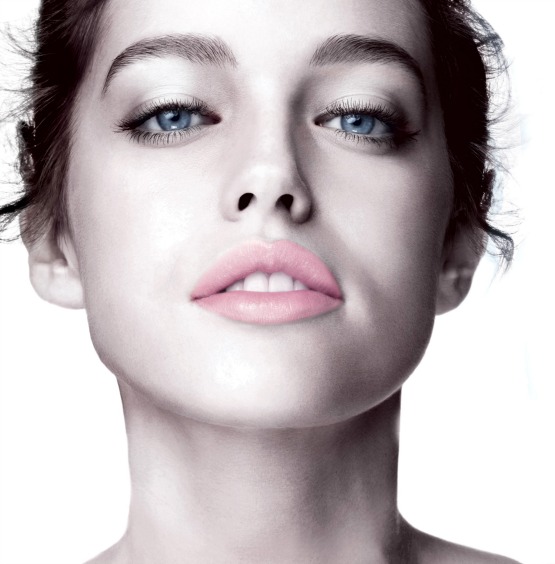 beleza-beauty-editor-pele-tratamento-balm-labial-maquiagem-maybelline-baby-lips-modelo-1