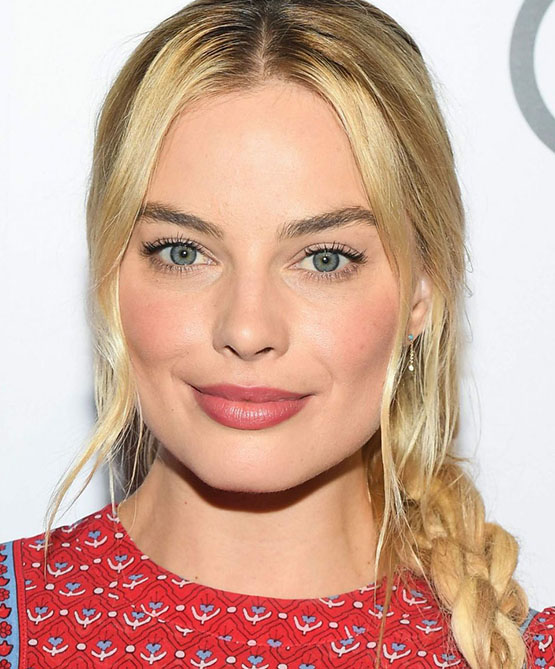 beleza-beauty-editor-sete-looks-de-beleza-com-margot-robbie-9-2016