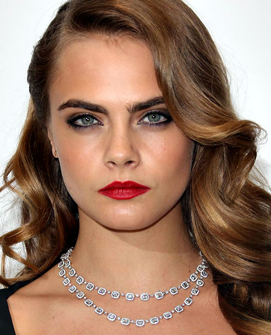 4-beauty-editor-perfect-look-cara-delevingne-2015-elle-style-awards-in-london