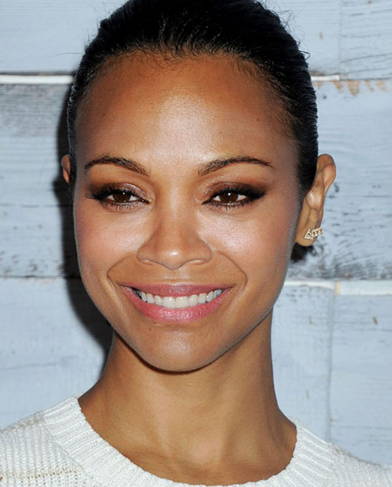 7-beleza-acontece-sete-looks-com-zoe-saldana-vip-sneak-peek-of-go90-social-entertainment-platform-in-los-angeles-setembro-2015