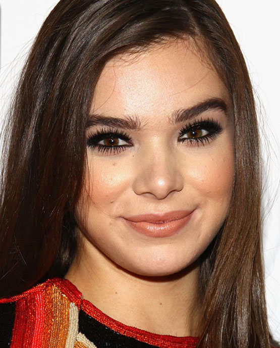 5-beleza-beauty-editor-acontece-sete-looks-com-hailee-steinfeld-the-edge-of-seventeen-premiere-in-toronto-2016