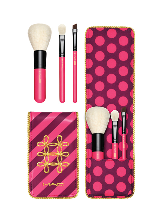 beleza-beauty-editor-acontece-presentes-de-natal-2017-mac-colecao-nutcracker-sweet-essential-brush-kit