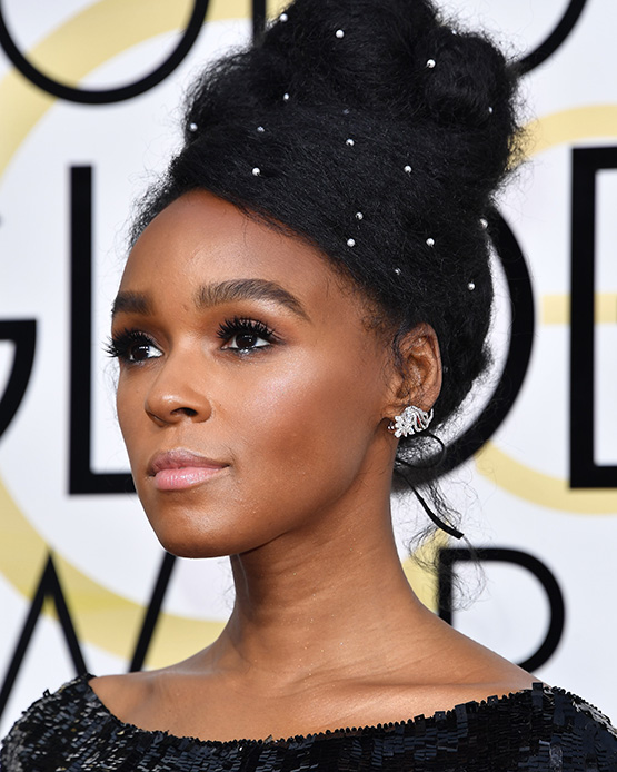 74th Annual Golden Globe Awards - Arrivals