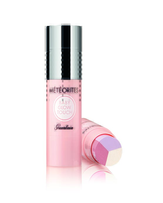"blush iluminador em stick Guerlain"