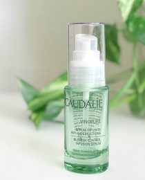 Sérum Vinopure da Caudalie: aliado para cuidar da pele oleosa