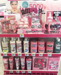 Soap & Glory: marca de beleza fab and fun nas farmácias dos EUA