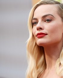 Beleza no Oscar 2020: melhores penteados e maquiagens do prêmio