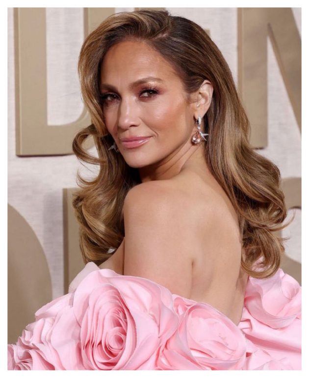 Jennifer Lopez nos Golden Globes 2024
